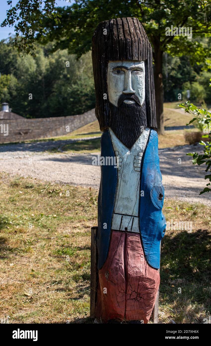 How Old Is Monkey D Luffy In Steins Gate, Or One Piece?